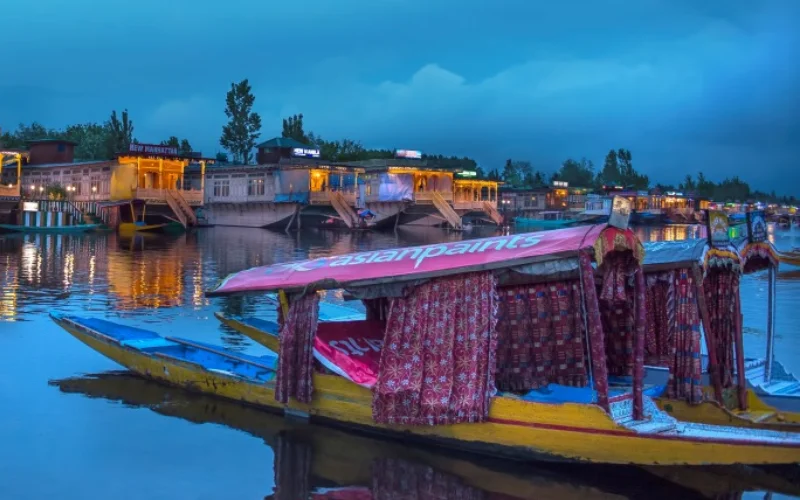 Heavenly Kashmir Tour-3N/4D